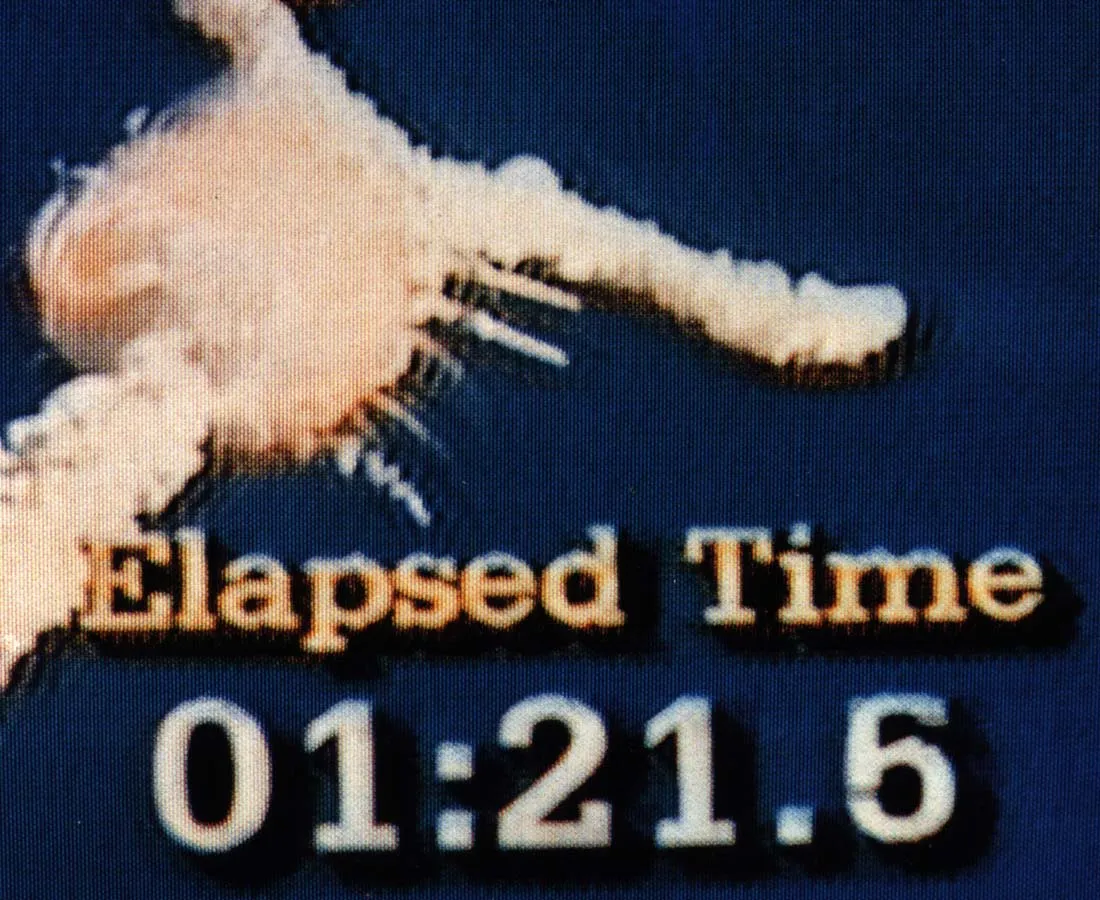 A picture of an exploding space shuttle with a text that reads: Elapsed time 01:21.5
