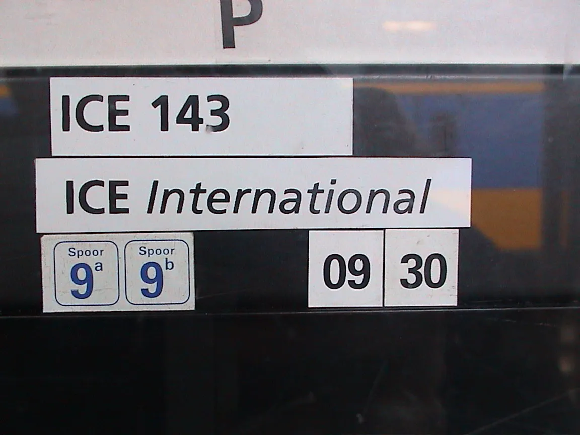 The ICE 143 International departs from platform 9a/b at 09:30