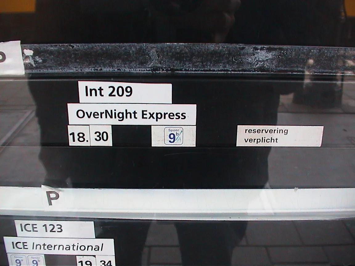 The International 209 OverNight Express leaves at 18:30 from track 9b. Reservations are mandatory.
