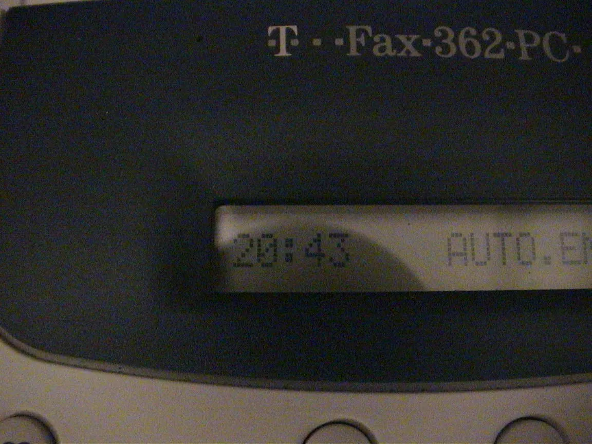 The time on this fax machine is 20:43