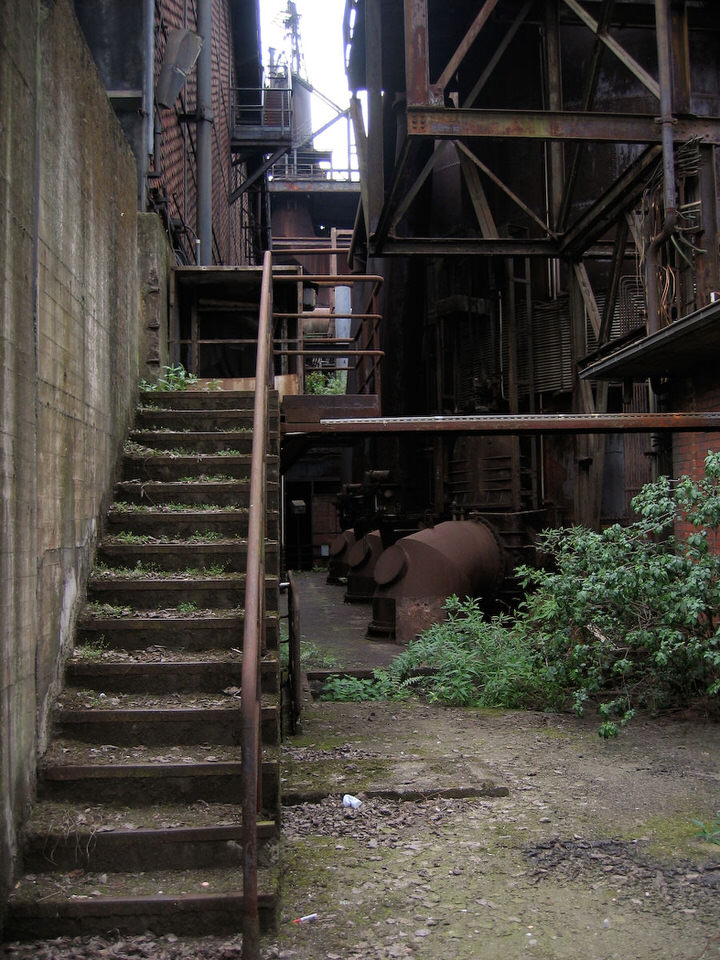 fabrieksterrein, de grote versie
