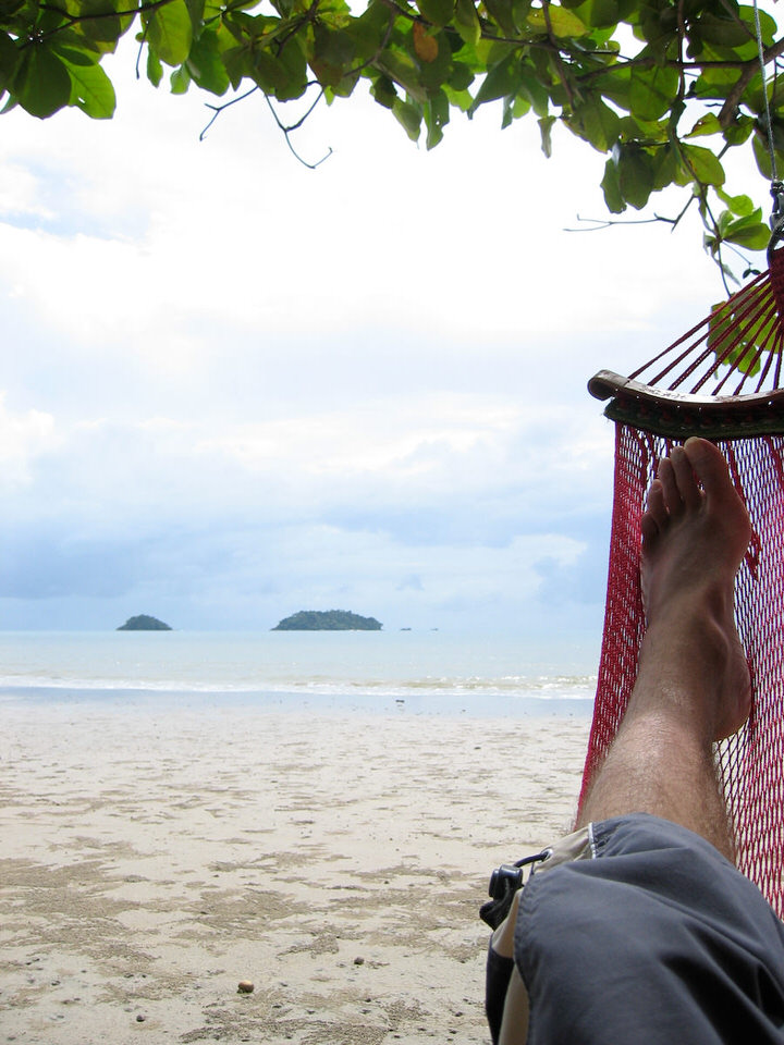 hangmat met voeten in thailand 01, de grote versie