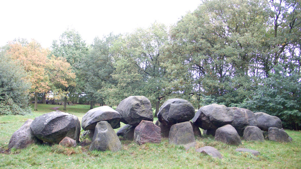 hunebed in rolde 01, de grote versie