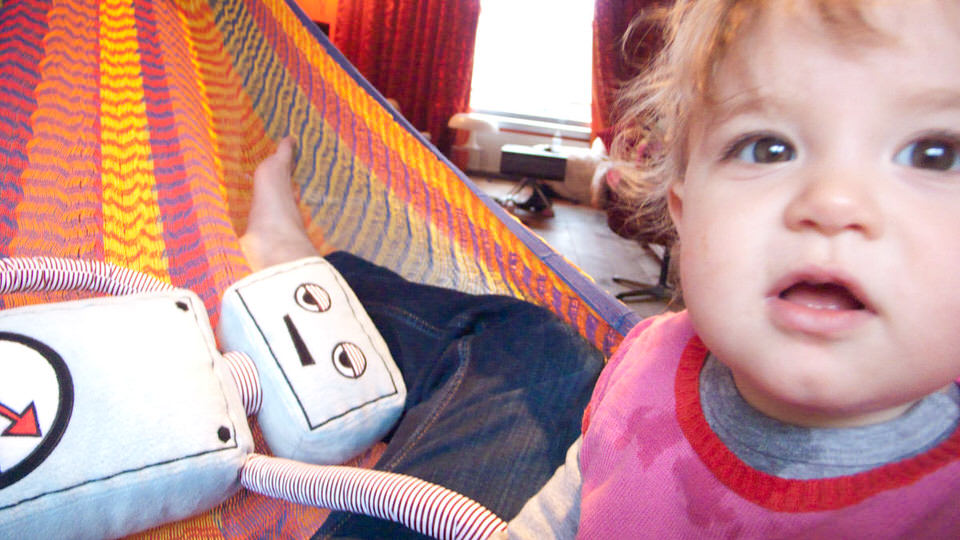 met meneer robot in de hangmat 03, de grote versie