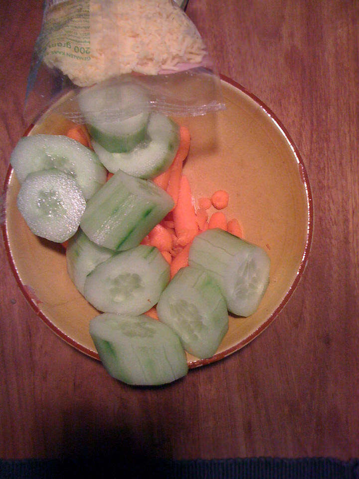 komkommerwortelsalade 01, de grote versie