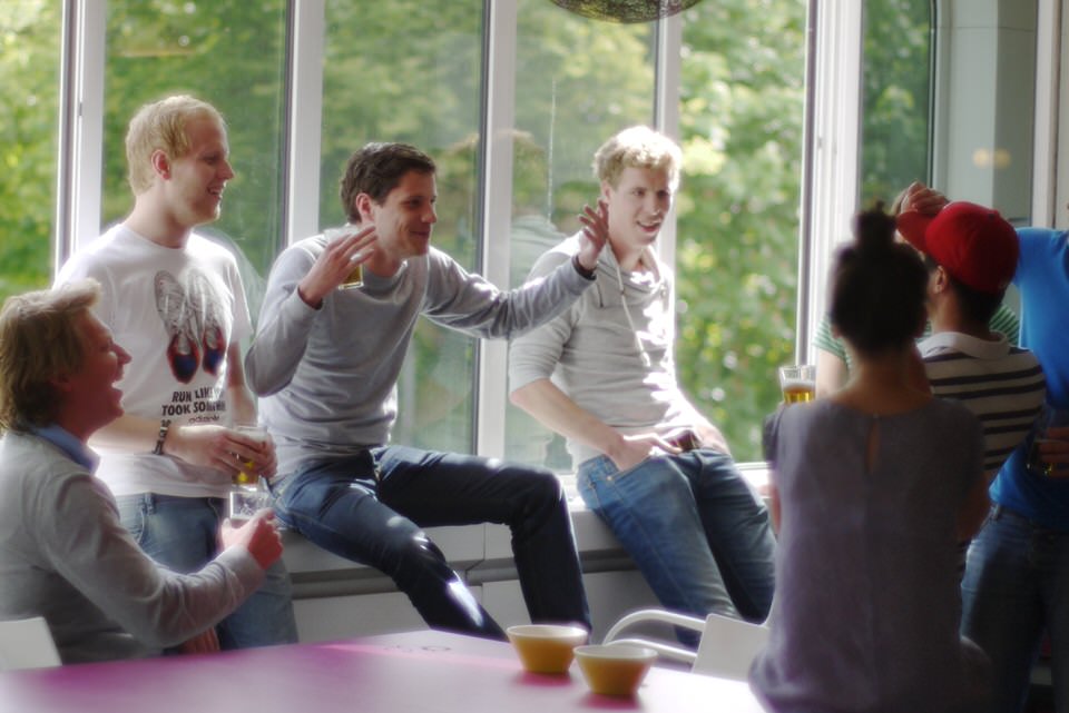 borrel, de grote versie